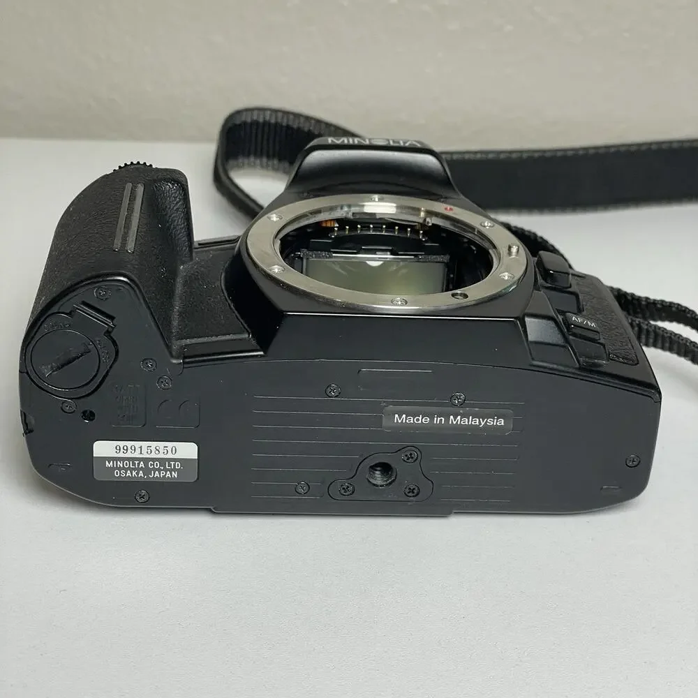Minolta Dynax 505si Super 35mm SLR Film Camera Body Only UNTESTED